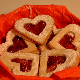 Bonus suggestion: I used to make sure I had 'emergency sugar' in my desk when I had tired afternoon seventh graders in my classes.  Stick with stuff that's free of the most likely allergens (or with caffeine) and your audience will perk right up.